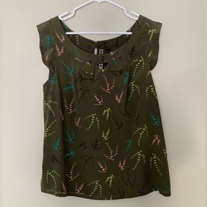 Anthropology Sariah Silk Top size 8